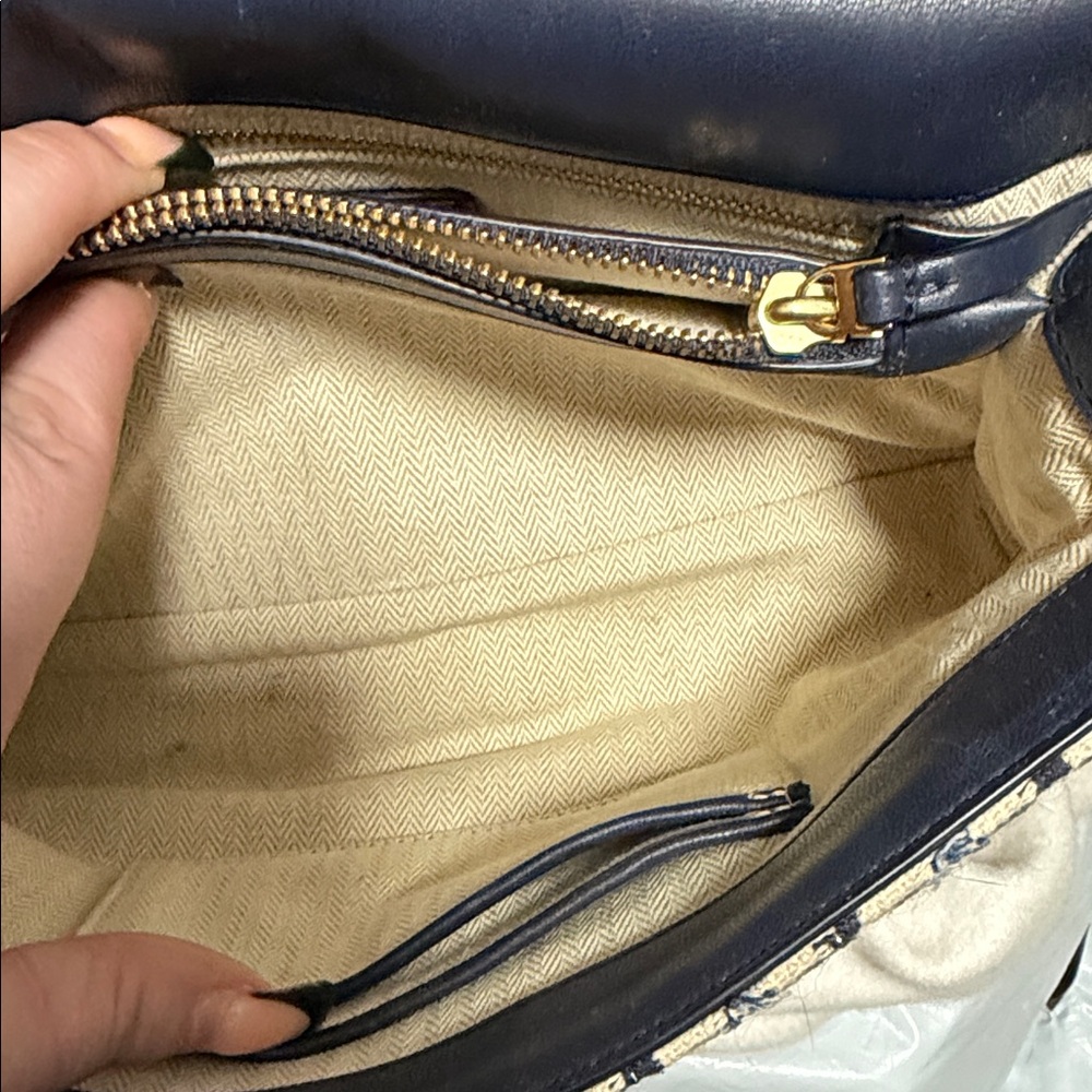 Tory Burch Tweed Crossbody/Shoulder bag - Picture 5 of 9